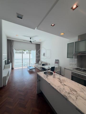 The Suites @ Waterside (Straits Quay) 1