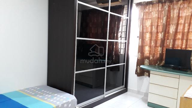 Room to Let near USJ 9 TAIPAN 1