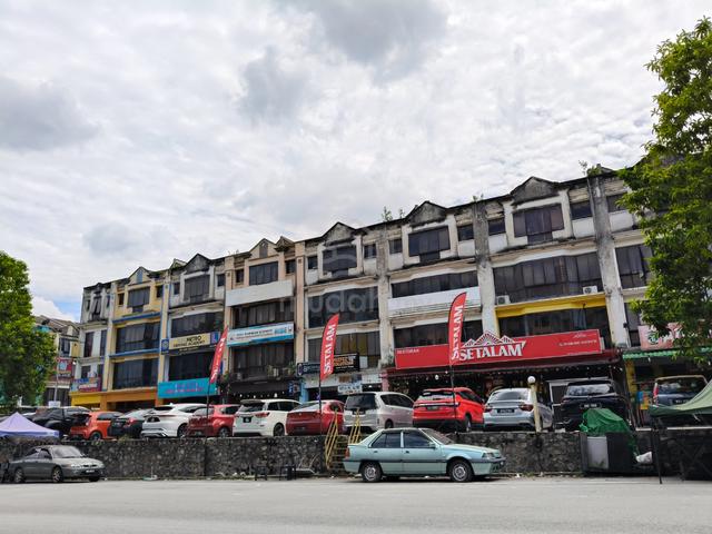 4 sty shop for sale tmn kajang utama 1