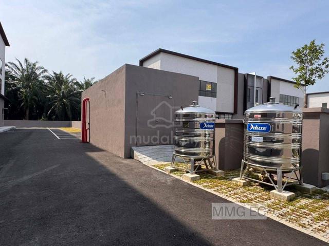 Brand new Taman Perindustrian Air Hitam Klang warehouse 800 amp 1