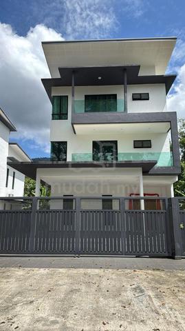 (✅SUPER DEAL✅) 2.5 Storey Templer Baiduri Bungalow Rawang Templer park 1
