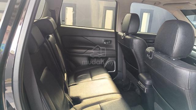 2021 Mitsubishi OUTLANDER 2,4 2.4L (A) - 5