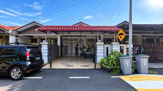 Rumah Luas Dan Mampu Milik Di Parit Jawa Muar 1