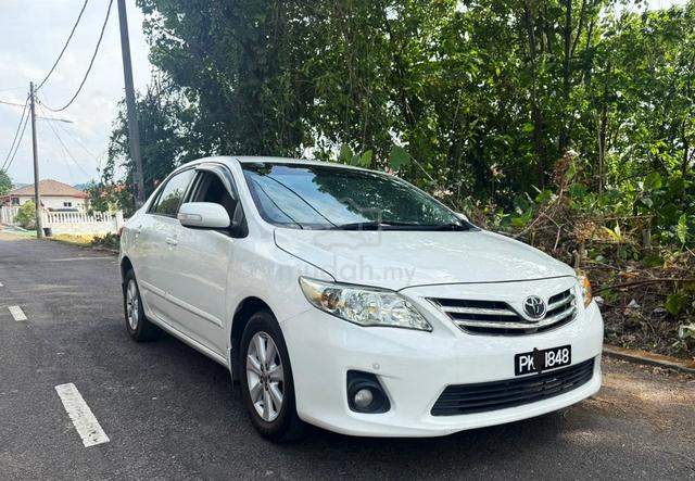 2011 Toyota COROLLA ALTIS 1.6 1-2 WARRANTY 1 OWNER - 2