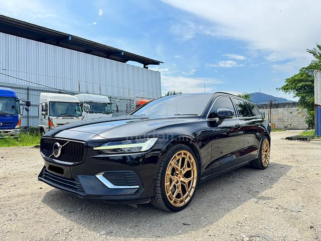 2022 Volvo V60 2.0 RECHARGE T8 (A) - 1