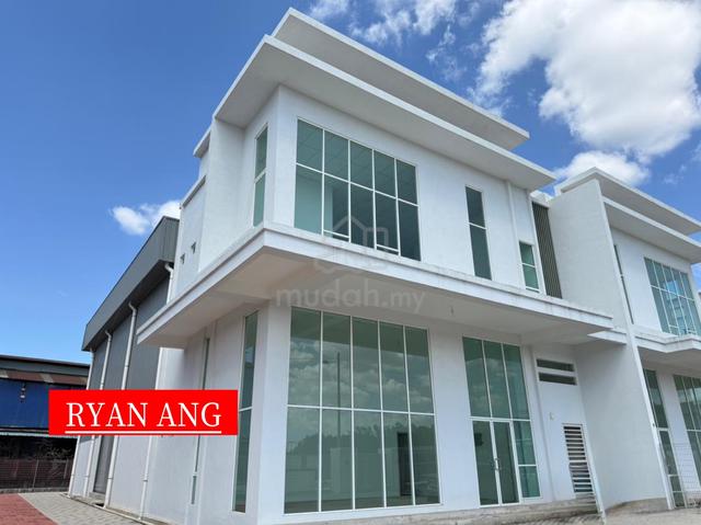 1.5 Storey Light Industrial Factory for Rent Orange Industry Park 1