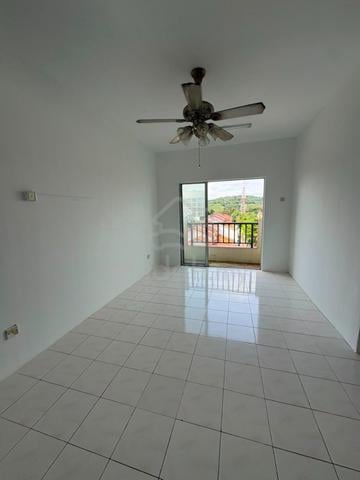 Vista Pinggiran 1