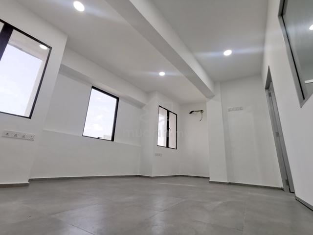 C Y Choy Shop Office with Fully Furnished 1