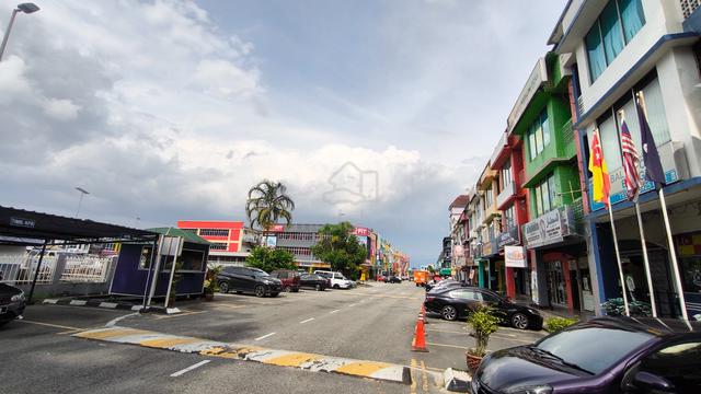 Bandar Seri Putra, Shoplot office, kajang , Selangor 1