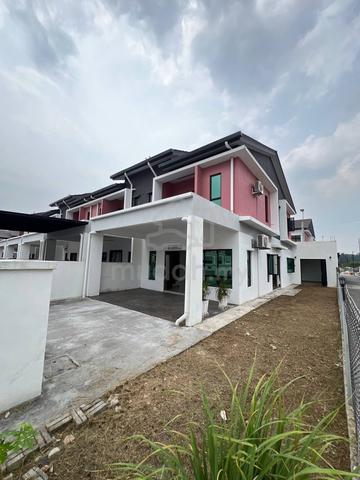 FOR SALE Taman Semarang Intan Dengkil 1