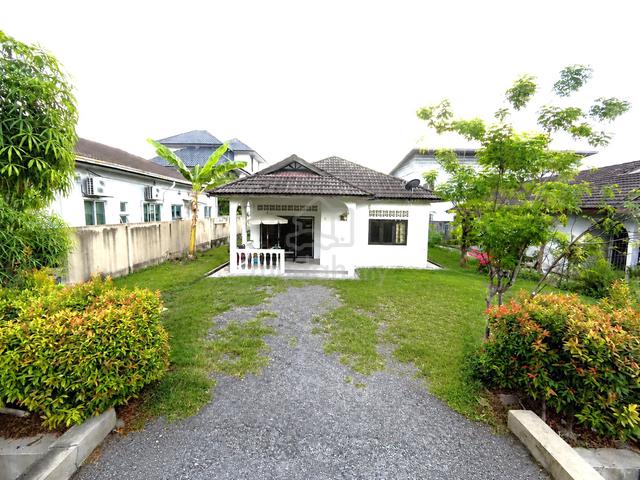 For Rent [SINGLE STOREY BUNGALOW HOUSE 4000sqft] 1