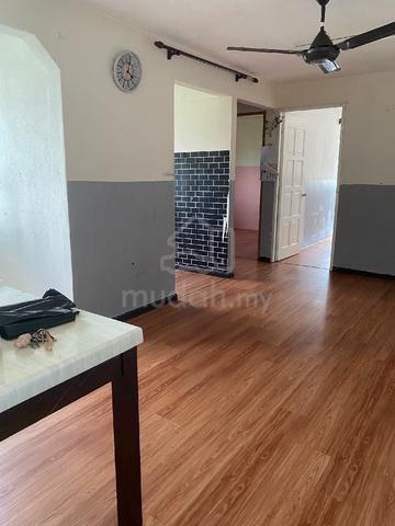 Desa Petaling Flat 1