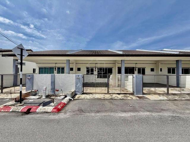 Condition cun! Lagenda teluk intan teres setingkat untuk dijual 1