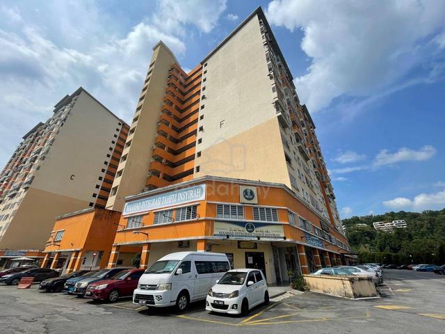 Residensi Bistaria 1