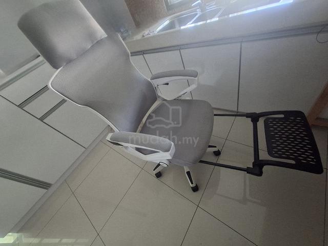 As New Ergonomic Office Chair - photo 4 of 4