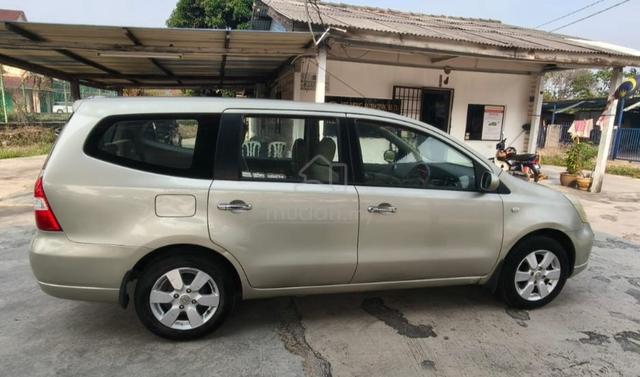 2010 Nissan GRAND LIVINA 1.8 Auto - 3