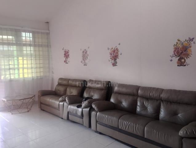 Desaru (Rumah untuk disewakan di kawasan TDU). 1