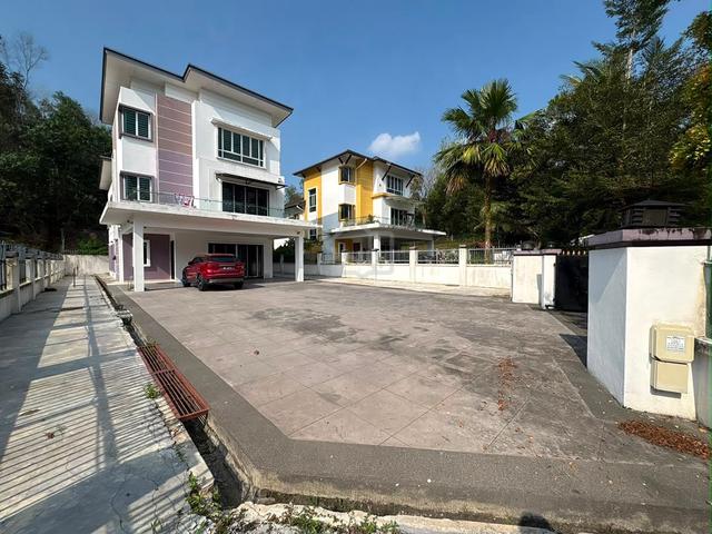 3-Storey Bungalow @ Golden Pearl, Taman Tanming Mutiara 3, Sungai Long 1