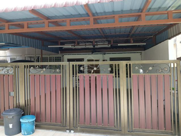 Rumah 2 Tingkat Renovate Cantik Untuk Dijual 1