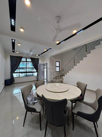 Bestari Indah 4 Bed 4 Bath Ulu Tiram Pelangi Indah Gaya Desa cemerlang 1