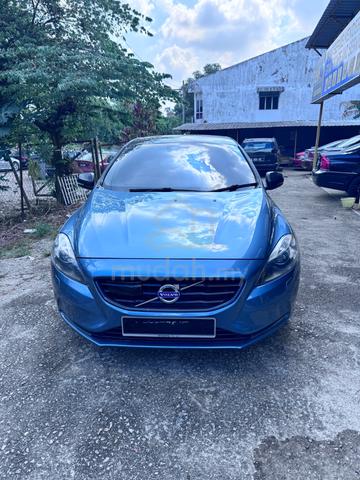 2013 Volvo V40 2.0 T5 (A) - 2