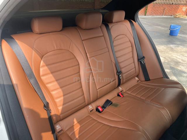 2021 Mercedes Benz C300 AMG MILEAGE 65000 KM - 5