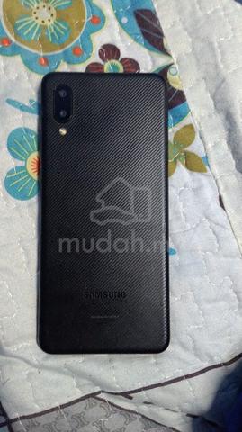 samsung galaxy a02 - photo 2 of 3