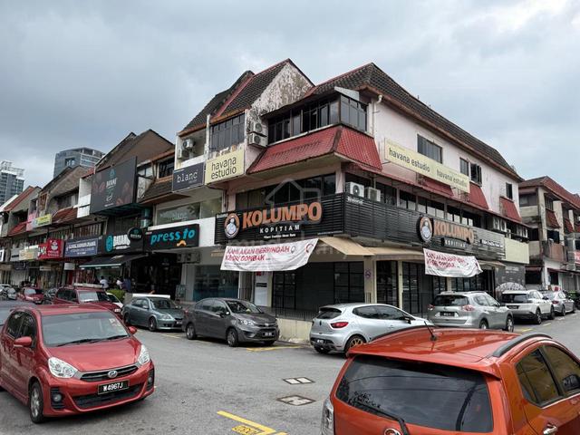 3 Storey End-Lot for Rent in Taman Tun Dr Ismail 1