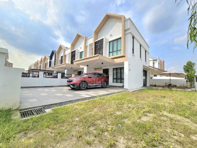 End Lot With Extra Land 2 Storey Alam Impian Melodia 1