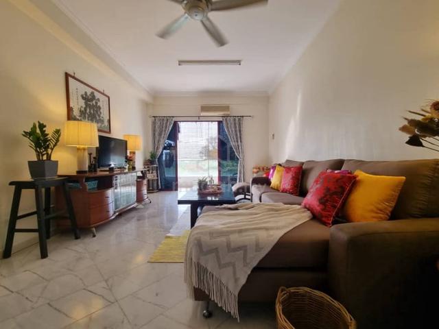 Marina Bay Condominium 1