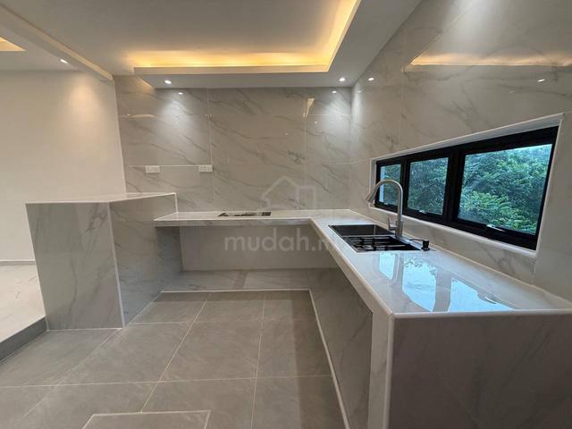 Double Storey House For Sale Tmn Intan Simpang Renggam / Fully Reno 1