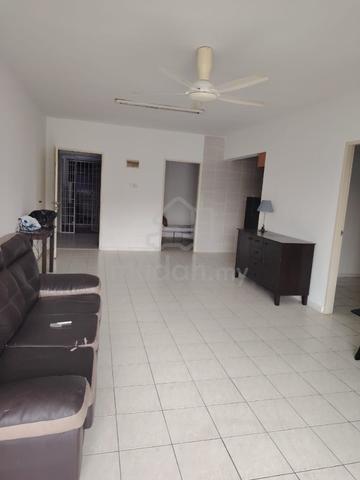 Lakeview Apartments 1