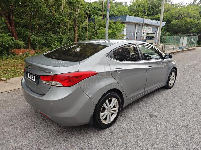 Hyundai ELANTRA 1.6 (A) 2014 - 4