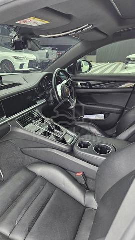 2017 Porsche PANAMERA 3.0 BASELINE (A) - 5
