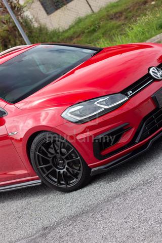 2017 Volkswagen Golf R Wagon MK7.5 D/Owner - 5