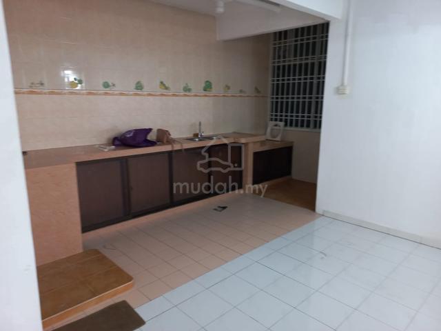 Rose Villa Apartment 4
