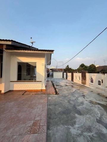 Single Storey Corner House For Sale Taman Daya Jalan Rumbia 1