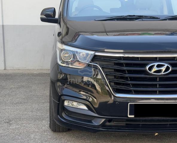 Hyundai GRAND STAREX 2.5L (A) - 4