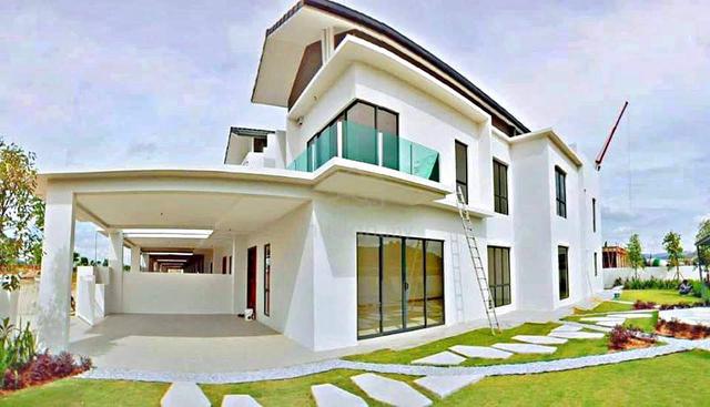 50x100 Semi-D For sell, Gated Guarded, Freehold Last 1 1