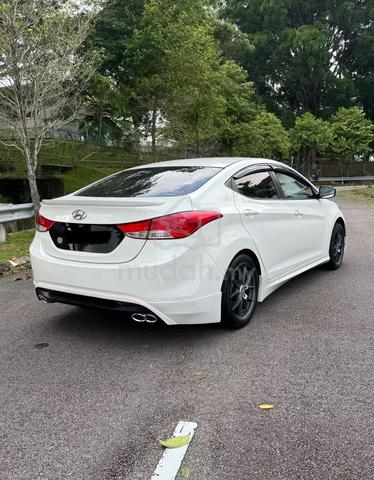 2013 Hyundai ELANTRA 1.8 PREMIUM (A) - 4