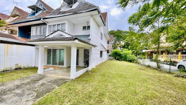 (PALING MURAH) CORNER LOT 2.5 Storey Taman Bukit Mulia, Ampang 1