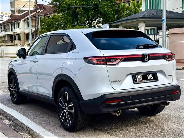 Ori 9K KM Honda HR-V 1.5 V Loan % Like New 11bulan - 5