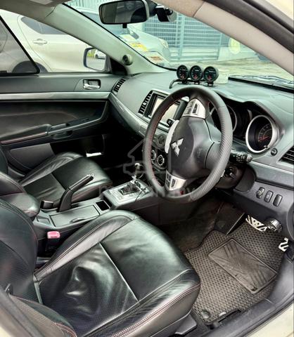 2011 Mitsubishi LANCER 2.0 EVOLUTION X (A) - 4