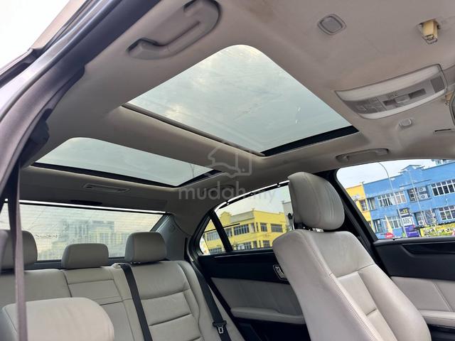 2010 Mercedes Benz E300 sun roof push start - 3