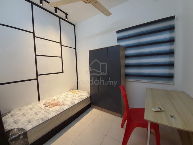 Free one months** Single room at Kota kemuning Kemuning Aman 1