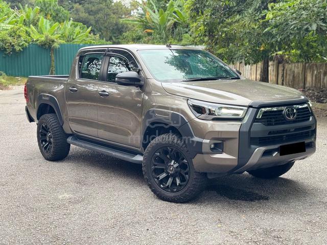 2020 Toyota HILUX 2.8 BLACK EDITION (A) 360 CAMERA - 1