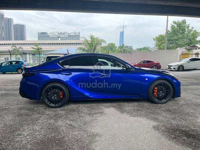 2022 IS300 FSPT MODE BLACK 5B 11k km Alctara Vent - 4