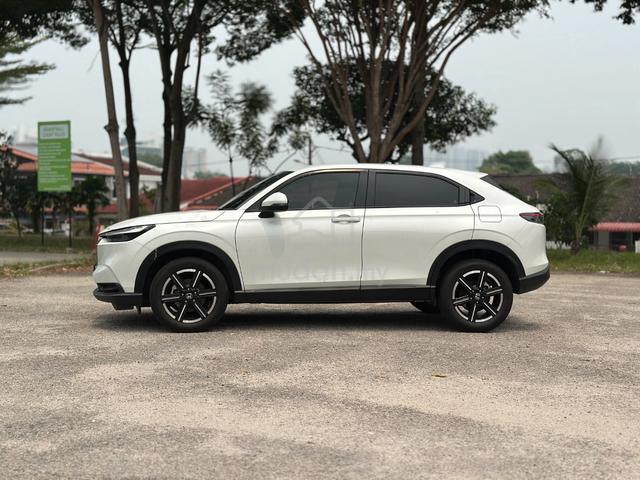 2024 Honda HR-V 1.5 S A) GOOD CONDITION!! - 3