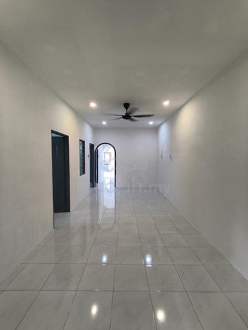 RUMAH Cantik CUCI KAKI MASUK TAMAN BANDAR BARU 1