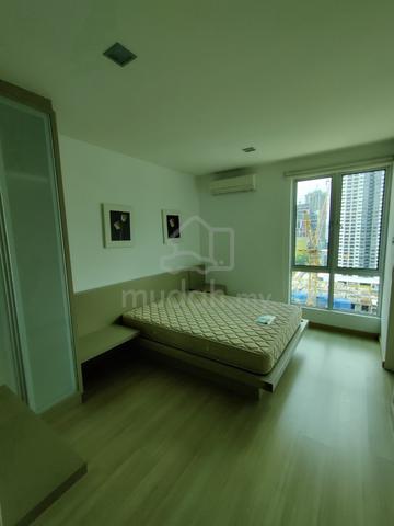 Medium room with attached bathroom, Mont Kiara, Aston Kiara 3 1